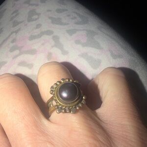 Grandmas Jewelry. Vintage Bronze Ring with Dark Stone. 925. Sz 8